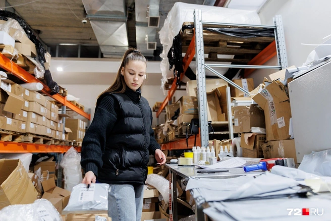 На полках обычных магазинов товары «Арсенала» пока не найти. Удобнее продавать через маркетплейсы | Источник: Ирина Шарова / 72.RU