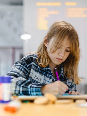 Дом культуры «ГЭС-2» и LIMÉ запустили серию детских воркшопов «Принты и чудики» | marieclaire.ru