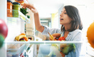 Правило полок, больше воздуха и еще 3 способа, как не сгноить продукты в холодильнике