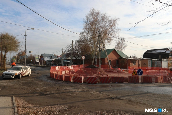 С вечера 21 октября до вечера 22 октября будут снижены параметры и холодной и горячей воды. На отопление это не скажется | Источник: Андрей Бортко / NGS.RU