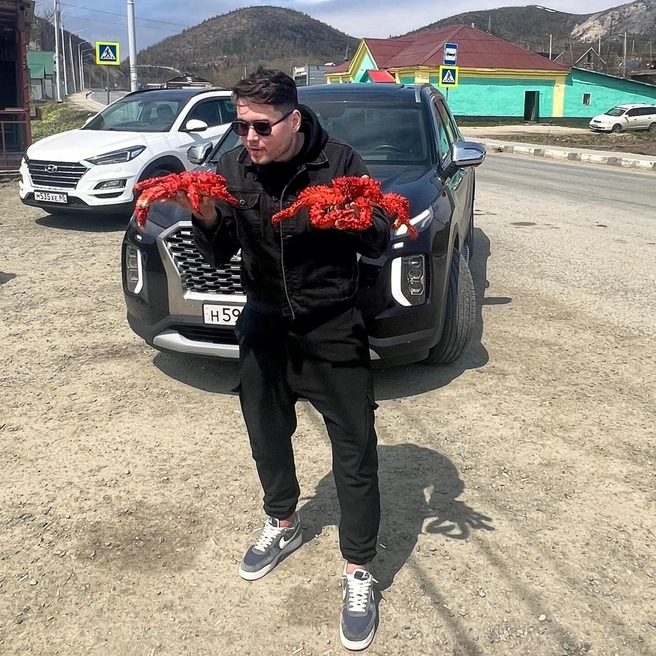 Фон на фотографии не менее красивый! | Источник: Эдуард Гиматов / ВКонтакте