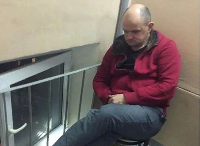 Актера Сергея Фролова вместе с семьей выселили из квартиры | ya62.ru