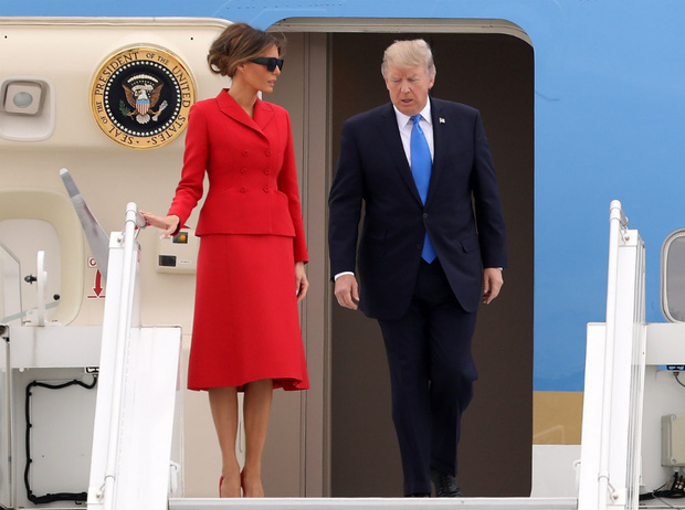 Фото №1 - Как затмить президента: модная инструкция от Мелании Трамп