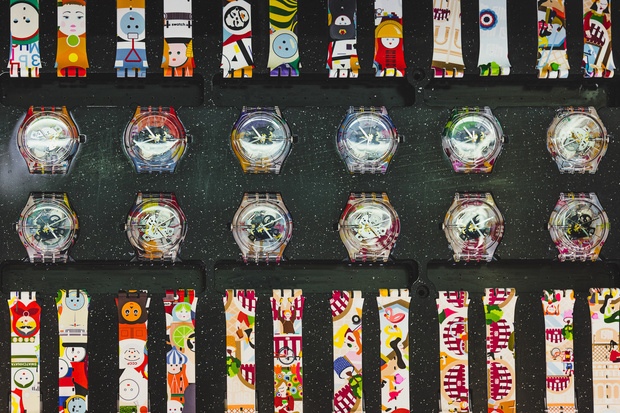 Фото №1 - Как создать часы Swatch с собственным паттерном