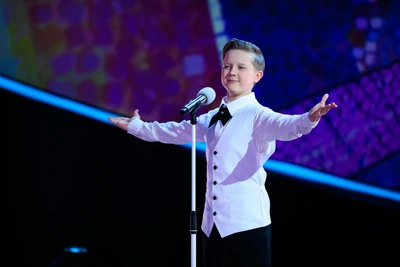 Юный тюменец покорил жюри шоу «Синяя птица»