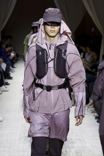 Emporio Armani | Источник: Legion Media