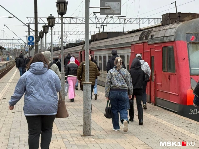 Для выполнения рейса подали запасной состав | Источник: Артем Устюжанин / MSK1.RU