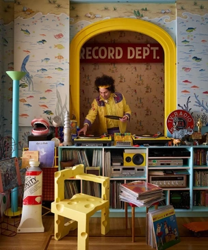 5 этажей максимализма: очень странный дом в Бруклине для семьи диджея и повара