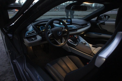 Trans-Ural Resident Defrauded of 5.6 Million Rubles in Car Deal