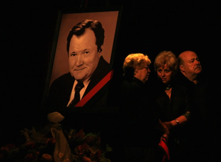 Виктор Павлович ушел из жизни в августе 2006-го. Тогда ему было 65 лет