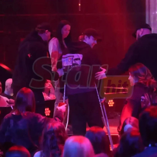 Источник: «СтарХит»