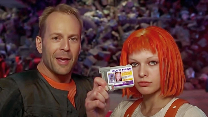 Почему нельзя улыбаться на фотографии в паспорте | Источник: кадр из фильма