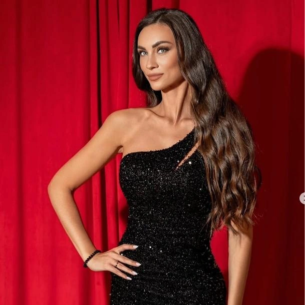 Девушка работает помощником руководителя в юридической компании | Источник: Софья Шабалина / Instagram (соцсеть запрещена в РФ)