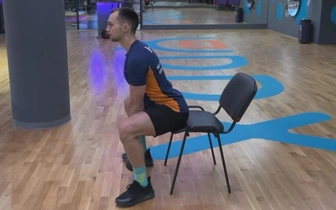 Видео: простое упражнение для ягодичных мышц, которое легко делать дома