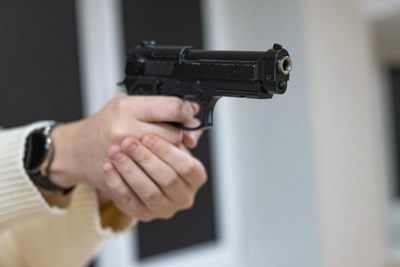 Уральскую школу оштрафовали после стрельбы ученика