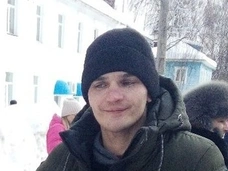 Запертый в квартире герой шоу НТВ выпал из окна, пытаясь сбежать от продюсеров