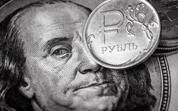 Доллар в России падает, а цены нет. Эксперты объяснили, почему