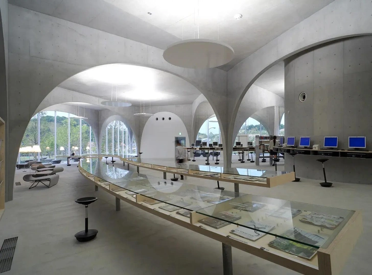 Источник: Ishiguro Photographic Institute