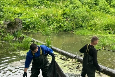 Студенты очистили русло реки Труёв в Кузнецке