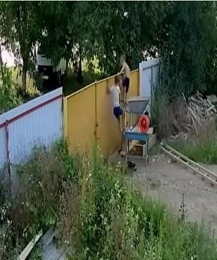 Видео изобретательной «кражи года» обычной тачки стало вирусным