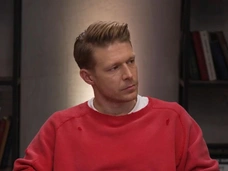 Никита Ефремов о борьбе с алкоголизмом: «Дед выпивал, отец выпивал… Было бы здорово, чтобы на мне это закончилось»