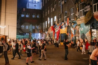 В Кемерове закрывается караоке-бар «ГорлоДёры»