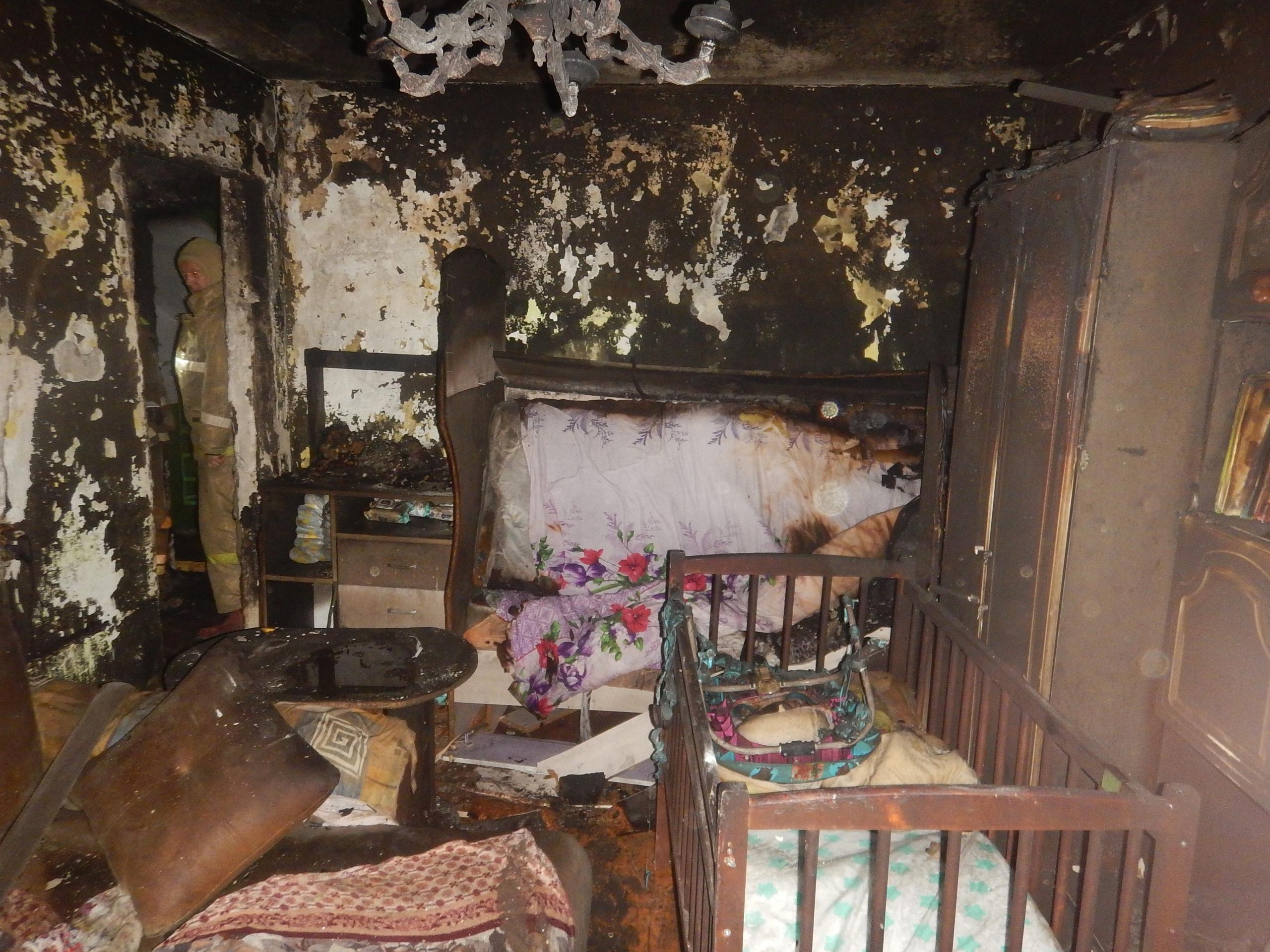 Где пожар живет. Самарская область Ольгино пожар. Квартира после пожара. Сгоревшая детская комната. Пожары в Самарской области.