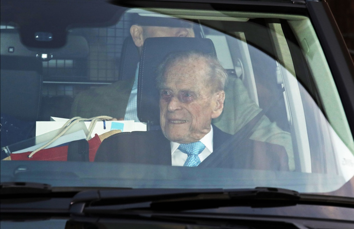 98-летний принц Филипп ужаснул внешним видом после выписки из больницы