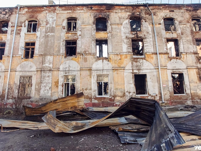 Внешний вид дома на Стачек на следующее утро после пожара | Источник: Сергей Карпухин