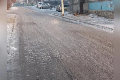 Гурулев высказался о проблеме обледенения тротуаров в Чите
