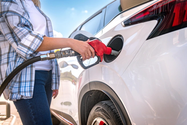 Бензин сильно подорожал осенью | Источник: «Газойл»