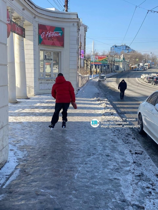 Фотографии разлетелись в Telegram-каналах | Источник: «Новости Приморья | Владивостока» / Telegram-канал