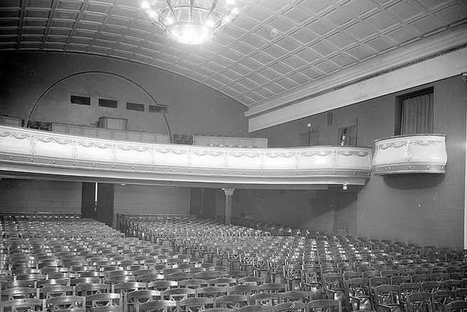Интерьер главного зала в 1950-е годы | Источник: Главархив Москвы