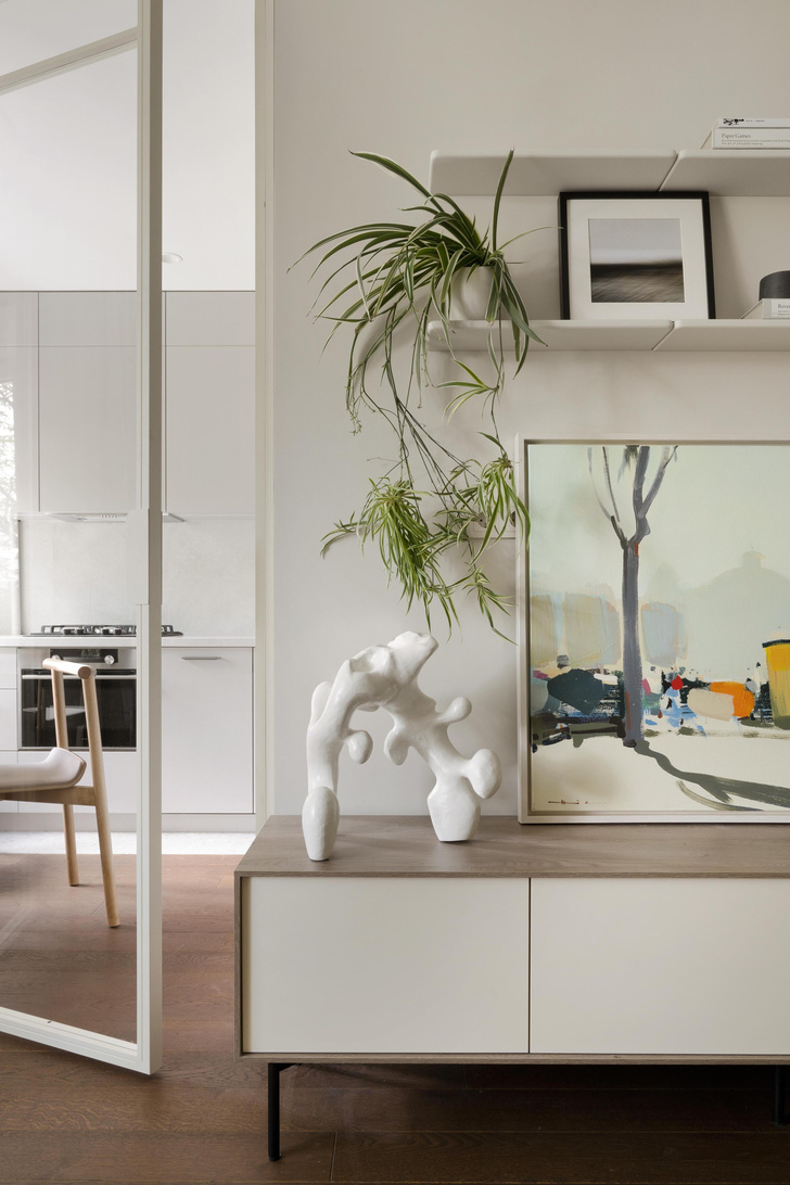 Как оформить камин в квартире: 14 примеров от дизайнеров