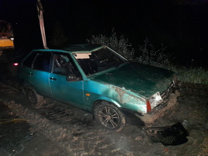 Тревогу забил муж: 27-летней матери и ее троих детей не стало в ДТП в Омской области