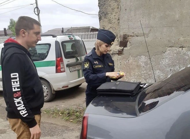 Рязанец отдал автомобиль, чтобы погасить долг по алиментам | ya62.ru