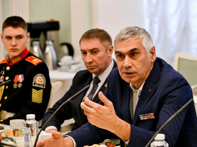 9 декабря принято проводить уроки мужества, встречи с ветеранами и героями России | Источник: Администрация Перми