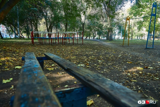 Не такая новая и крутая, как в обновленной части парка, но есть же | Источник: Роман Данилкин / 63.RU