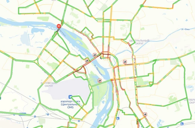 Из-за ДТП ситуация на дорогах осложнилась | Источник: ngs55.ru/maps-traffic/