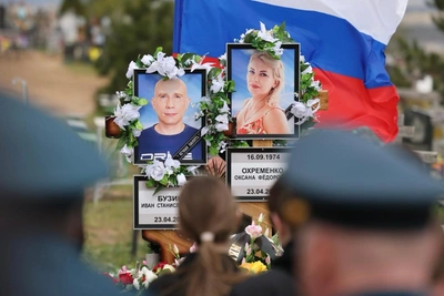 Похороны погибших при атаке БПЛА супругов в Волгограде