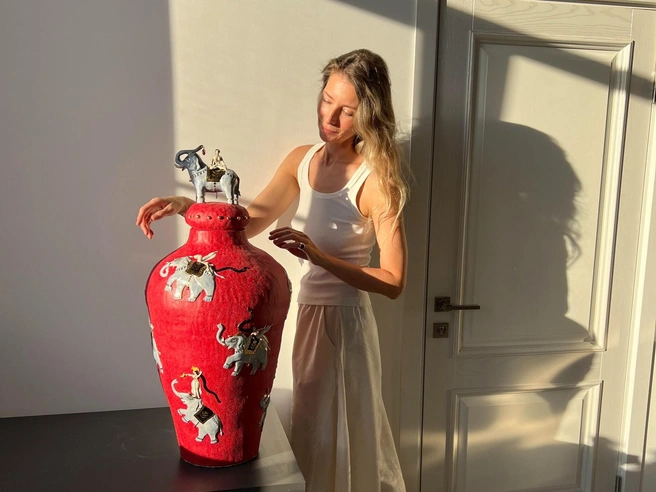 О работах Екатерины писали AD Russia, Elle Decoration, Seasons, Marie Claire Maison, СОБАКА.РУ и Cabinet de l'Art | Источник: Екатерина Матвеева