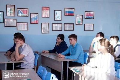 Пробные экзамены стартовали в школах Благовещенска