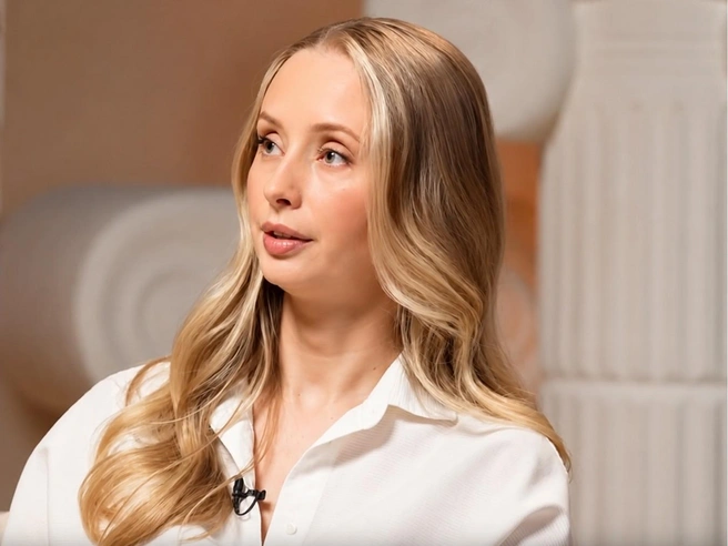Марина Коташенко призналась, что продолжает судиться за права сыновей и надеется на решение Верховного суда | Источник: КАК ЕСТЬ. Денис Пархоменко / YouTube.com