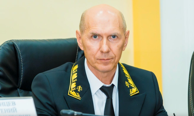 Председателем Оренбургского областного суда переизбран Владимир Ушаков | Источник: Законодательное собрание Оренбургской области