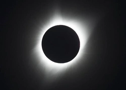 Во сколько будет солнечное затмение 8 апреля? И будет ли его видно в Казахстане?