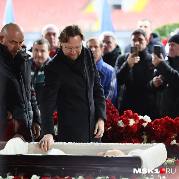 Главный тренер сборной России Валерий Карпин | Источник: Артем Устюжанин / MSK1.RU