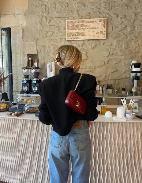 как одеться маме, как одеться маме на 1, как одеться на 1 сентября маме, первое сентября 2025, первая сентября первый класс | Источник: Социальные сети