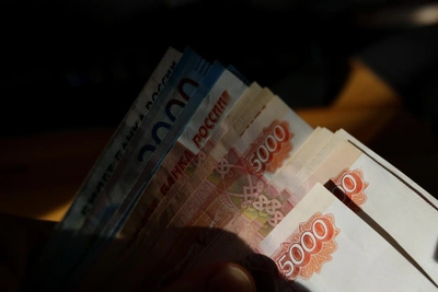 Подросток-курьер осужден за кражу 3 млн у пенсионерки