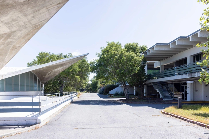 Источник: Eames Institute of Infinite Curiosity