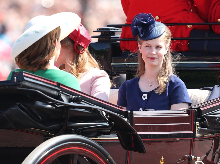 Trooping the Colour 2018: Меган Маркл, Кейт Миддлтон и другие члены королевской семье на ежегодном параде